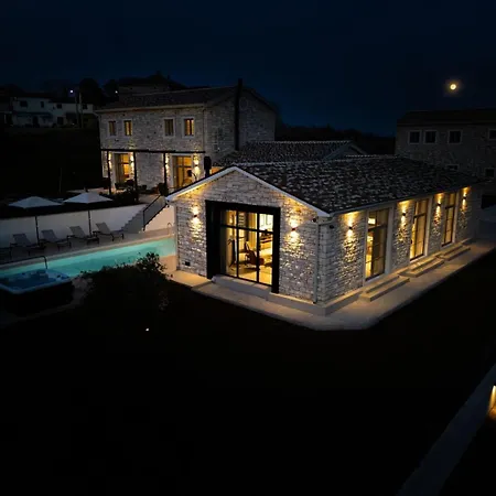 In Pietra Villa *