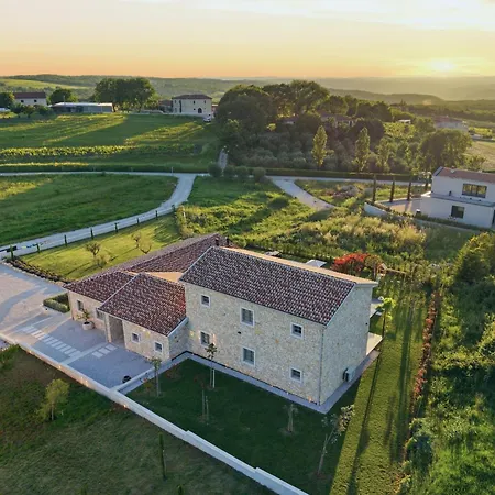 In Pietra Vila Vranje Selo